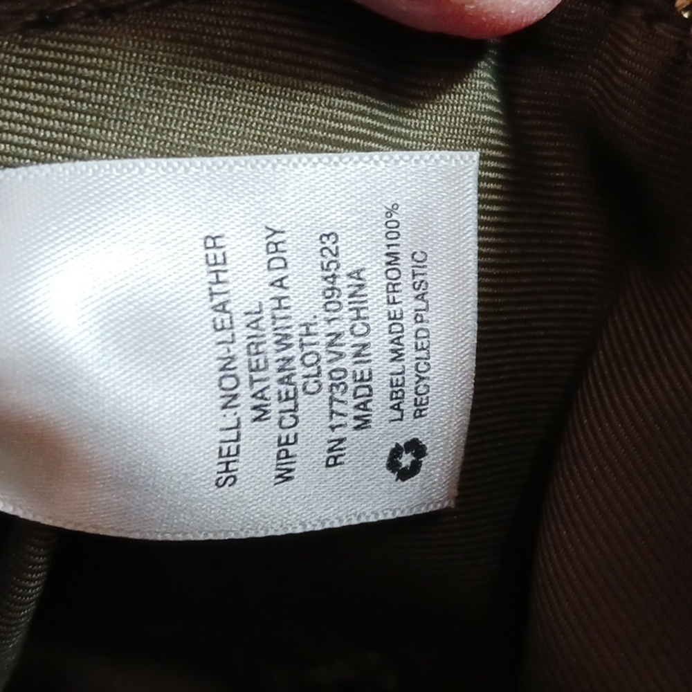 Universal Thread Handbag - Picture 6 of 10